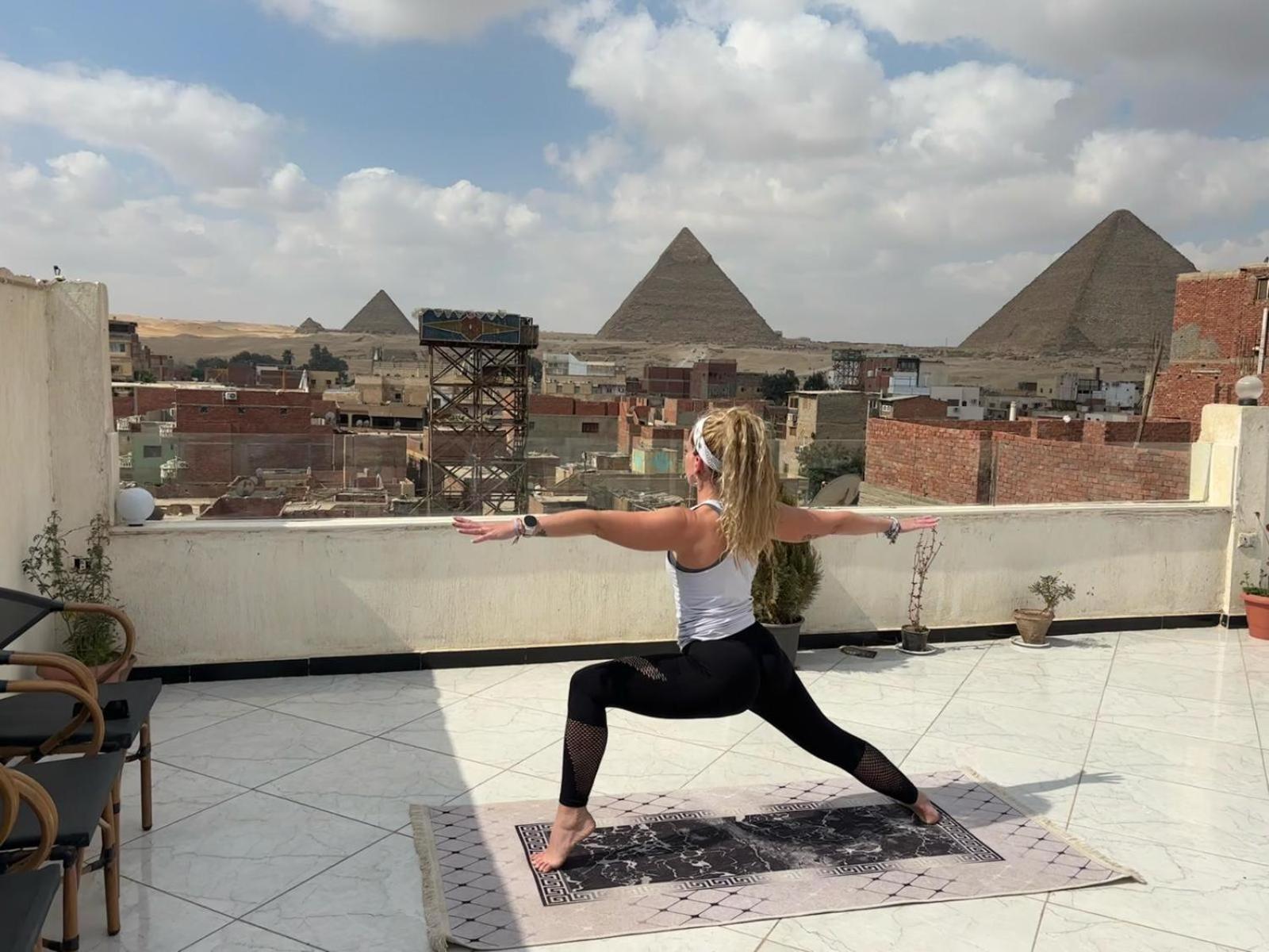 Eagles Pyramids View Hotel Kafret el-Gabal Exterior foto