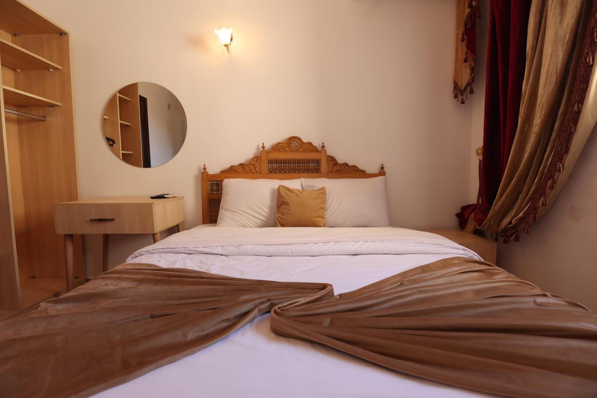 Eagles Pyramids View Hotel Kafret el-Gabal Exterior foto